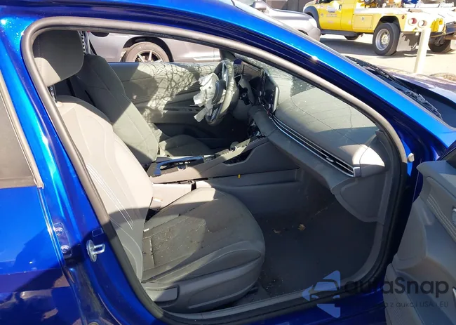 KMHLS4AG6NU252339: 44018256