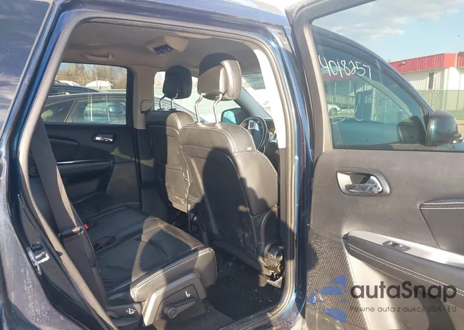 3C4PDDDG3ET181932: 44018257