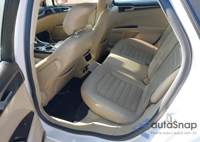 3FA6P0LU4DR386437: 44018327