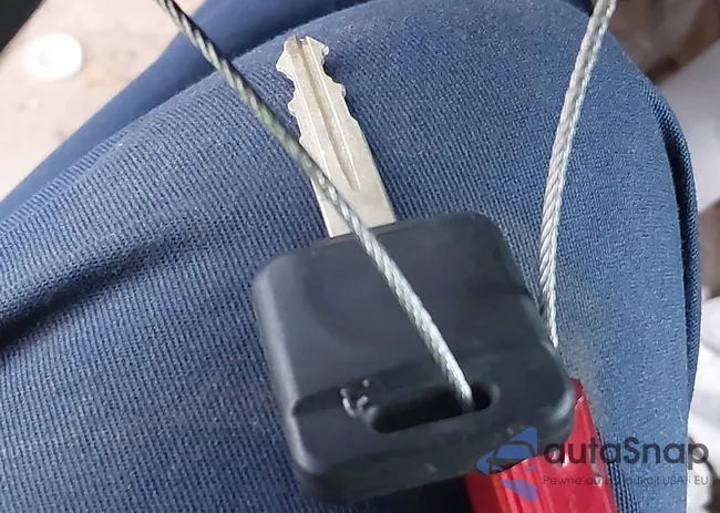 1N6DD26T73C401550: 44018332