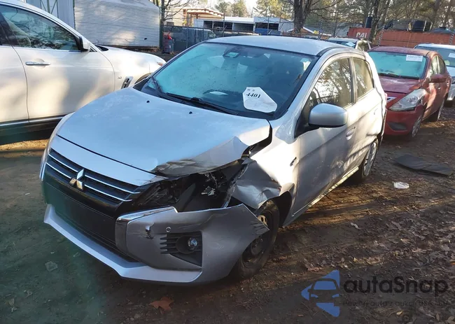 ML32AUHJ7NH008179: 44018411