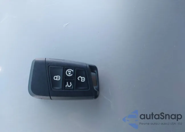 3VVNB7AX8RM141060: 44018417