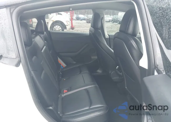 5YJYGDEE6MF194003: 44018461