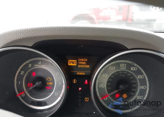 2HNYD2H49BH523438: 44018533