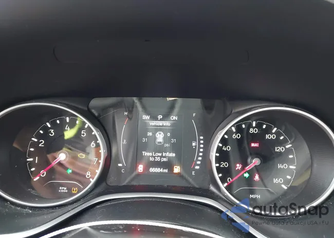 3C4NJDBB9JT394658: 44018549