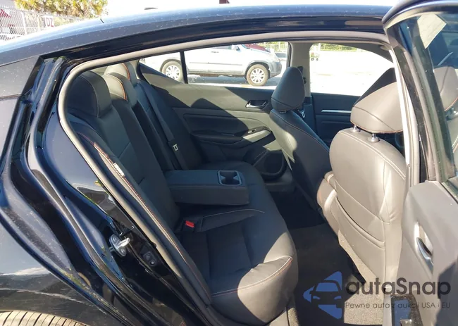 1N4BL4CV3RN428164: 44018577