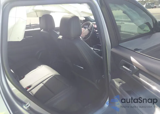 3GKALMEG8TL268069: 44018578