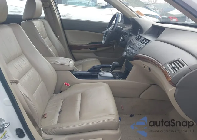 1HGCP36859A048755: 44018580