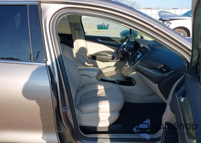 5LMCJ3C93KUL34680: 44018603