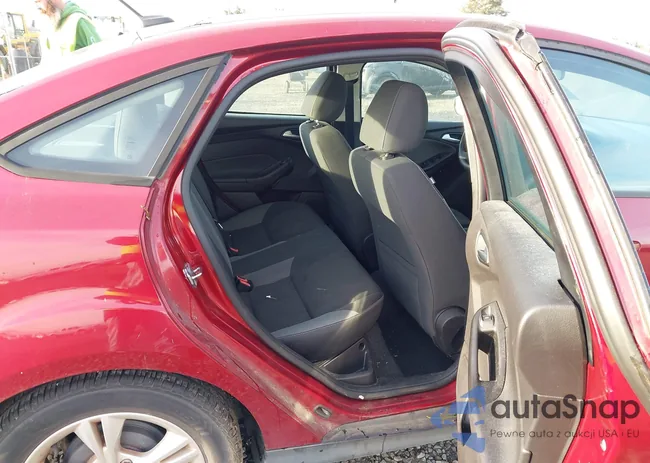 1FADP3F25EL211049: 44018620