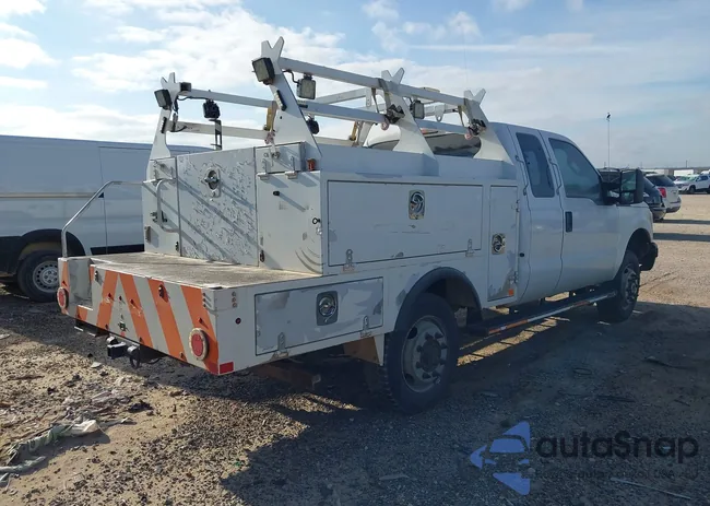 1FT7X2B67FEC58647: 44018628