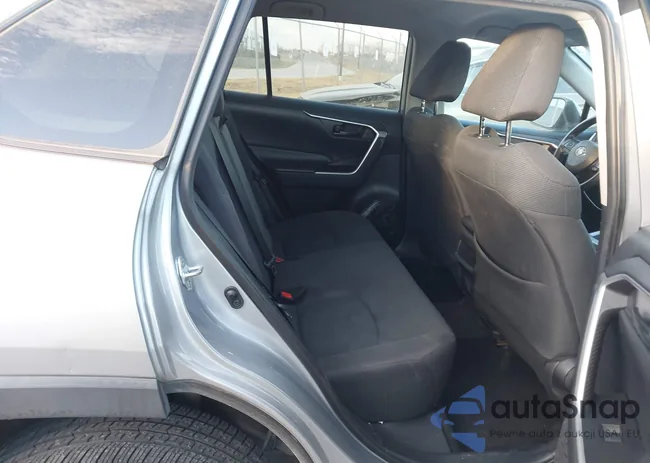 2T3H1RFV0KW015216: 44019643