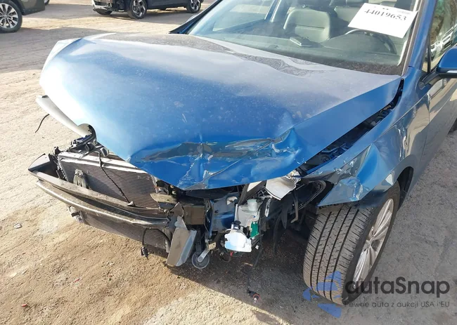 3VWG17AU6JM259643: 44019653