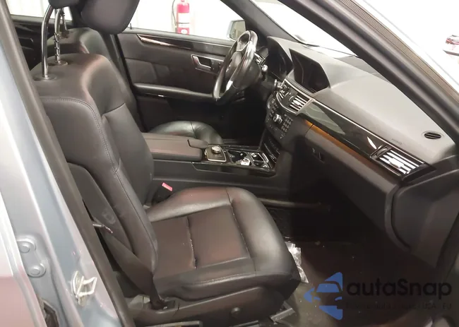 WDDHF8JB0DA749533: 44019654