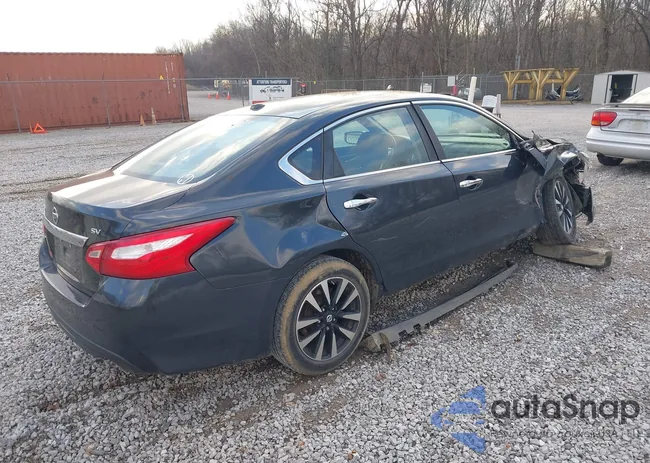 1N4AL3AP2HC270789: 44019702