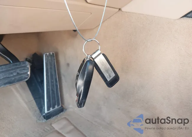 WP0AA2A70CL070917: 44019811