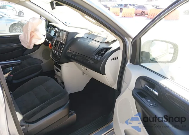 2C4RDGBG4JR288658: 44019832