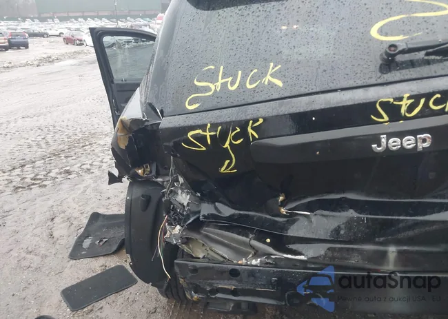 1C4NJCBA5ED536243: 44019848