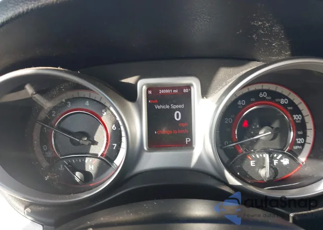 3C4PDCEG3ET213867: 44019879