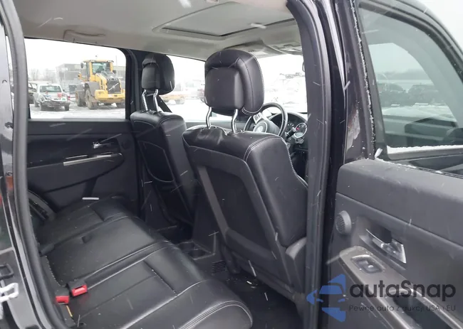 1C4PJMFKGCW214911: 44019891