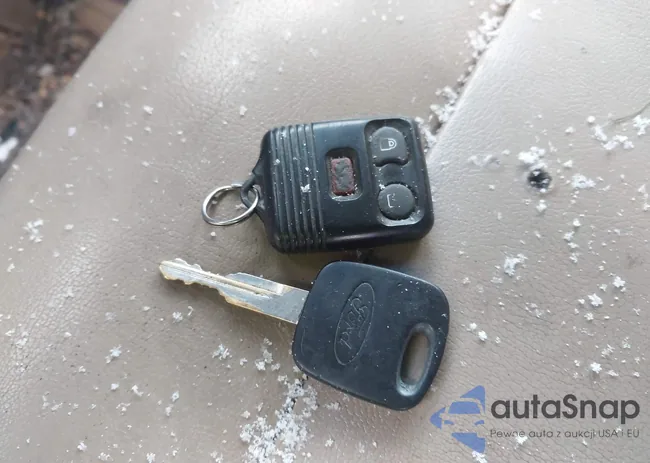 1FTRW08L91KF52428: 44019897