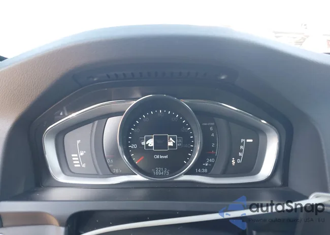 YV126MFK0F1359983: 44019924