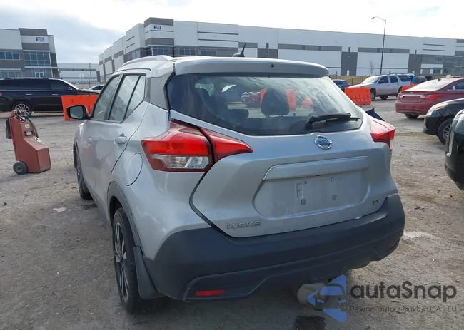 3N1CP5CU2JL507476: 44020159