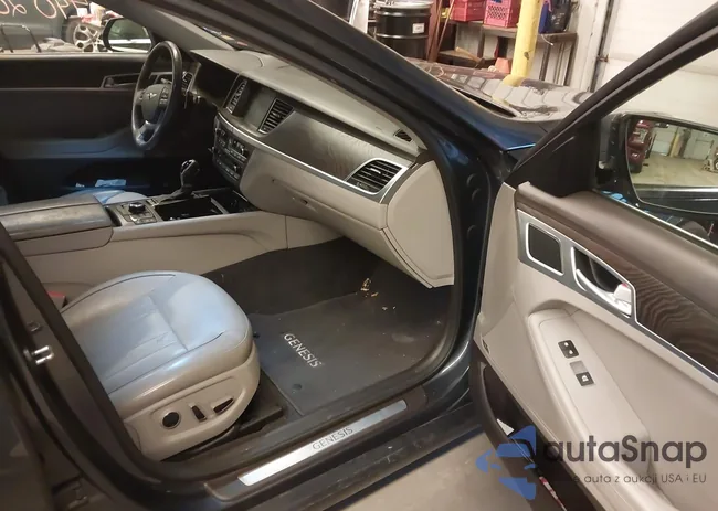 KMHGN4JE6HU205761: 44020161