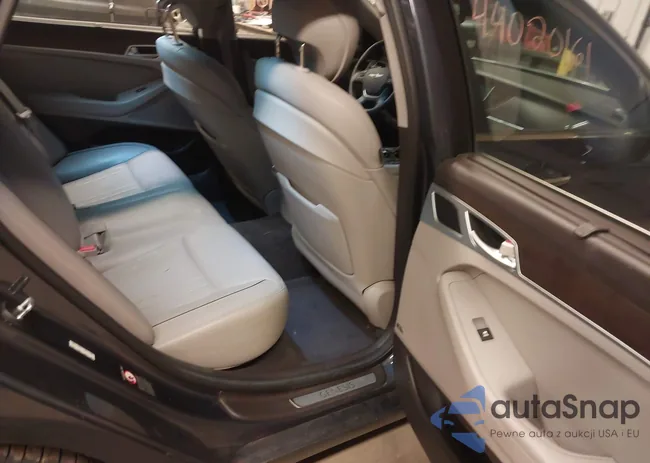 KMHGN4JE6HU205761: 44020161