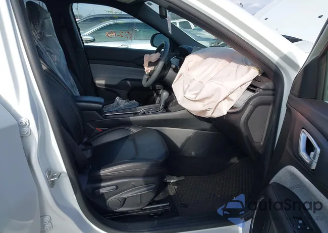 3C4NJDFN4RT112765: 44020215