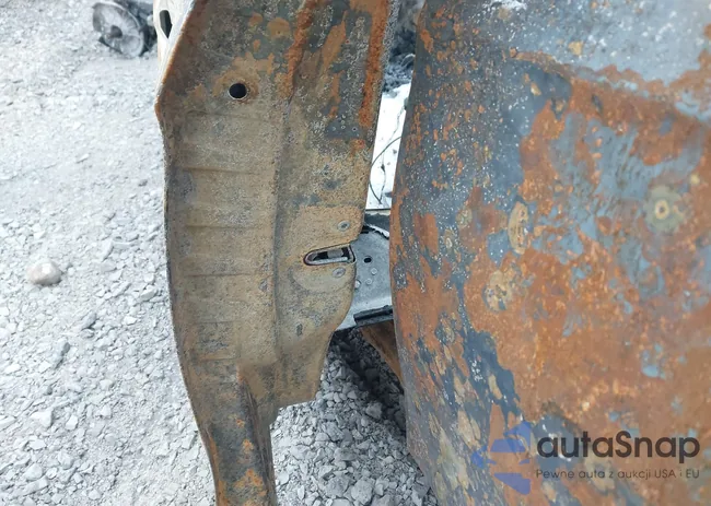 WDDHH8JB9EA825973: 44019351