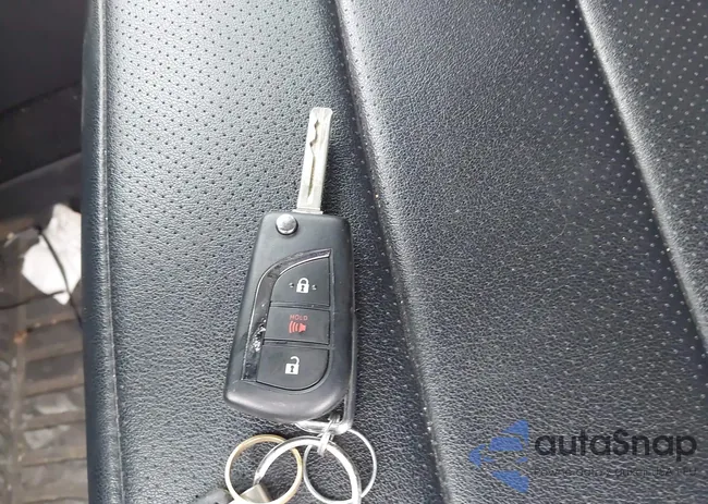 2T3F1RFV3SC501205: 44019373