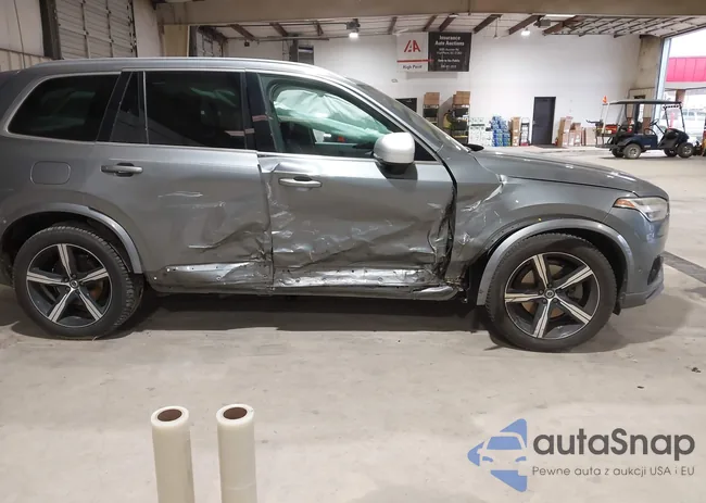 YV4A22PM2G1037958: 44019528