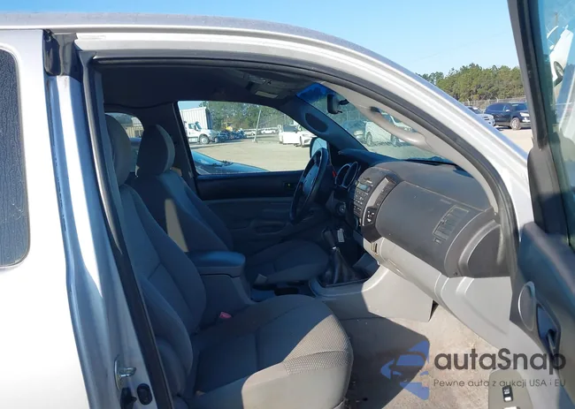 5TEUX4EN3AZ724792: 44019538