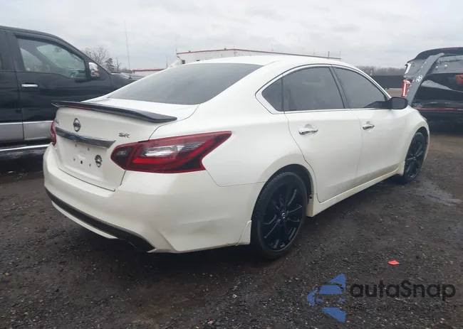 1N4AL3APXHC482761: 44019554