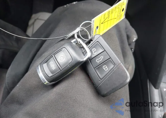 1V2LR2CA7KC562898: 44019577