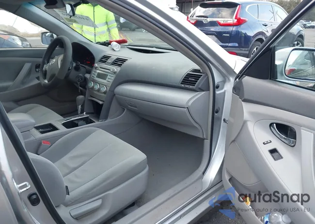 4T4BE46K79R113414: 44020689