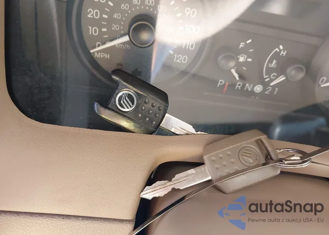 2MEFM74W37X608398: 44020726