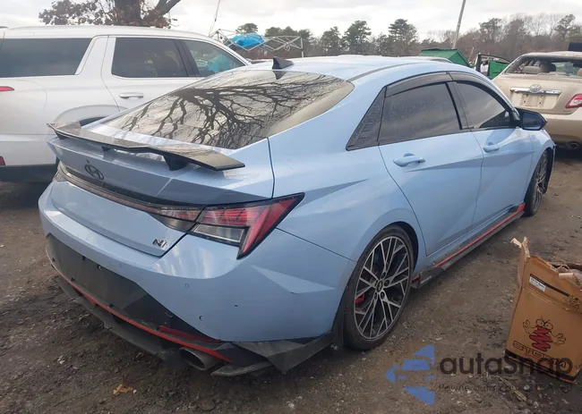 KMHLW4AKXPU012299: 44020750