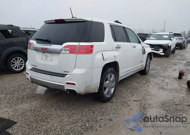 2GKFLZE32F6215974: 44020761