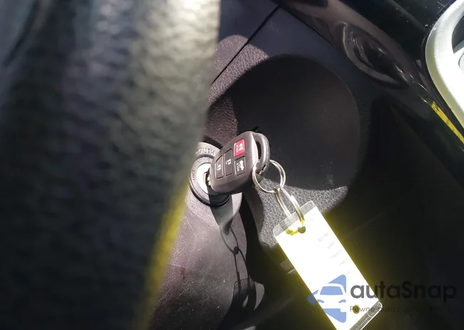 2T1BURHE3JC002771: 44020793