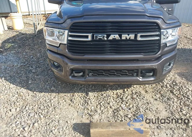 3C6UR5JL6LG222305: 44020808