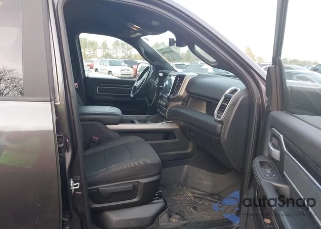 3C6UR5JL6LG222305: 44020808