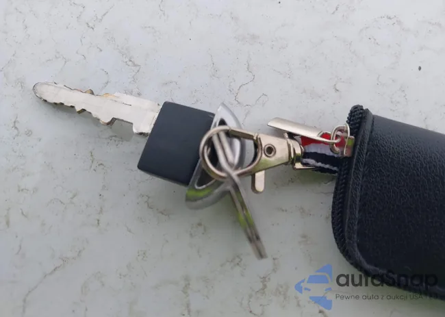 JM1NC2PF3B0214826: 44020838