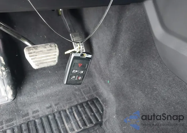 SALWR2SU8MA796386: 44020887