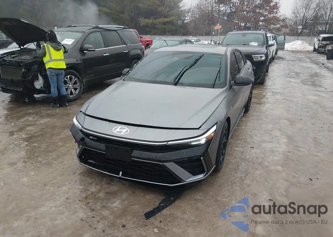 KMHLR4DF9RU777917: 44020898