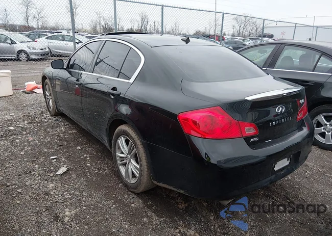 JN1CV6AR0FM522890: 44020904