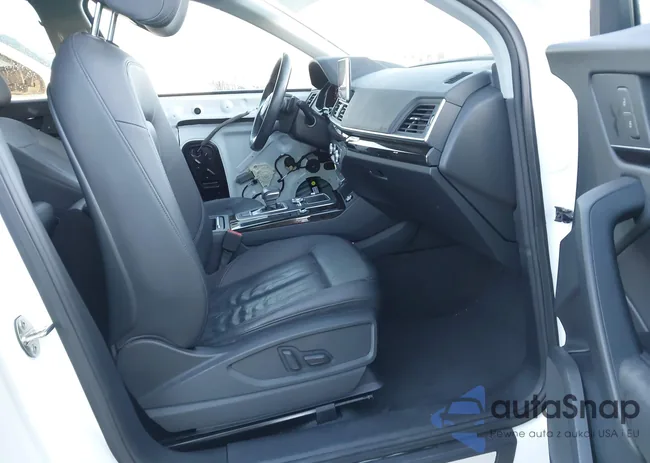 WA1BNAFY4J2206015: 44021037