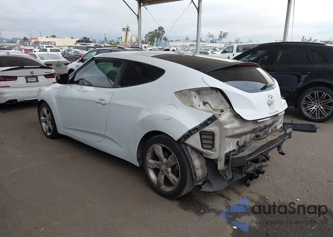 KMHTC6AD3EU187156: 44021042