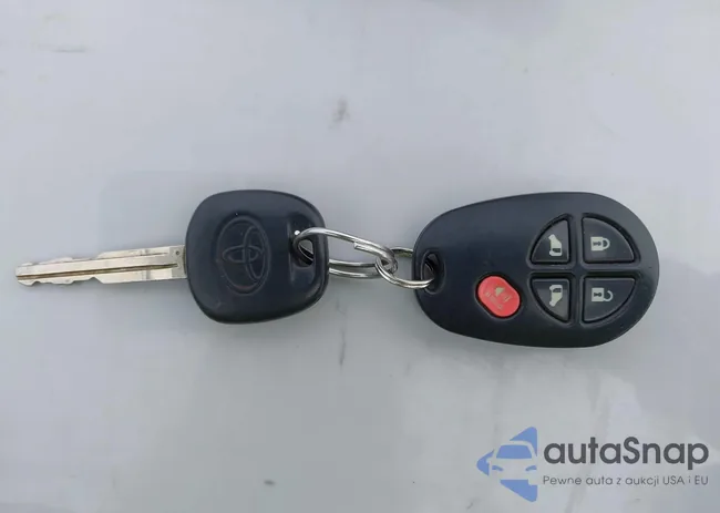 5TDKK4CC0AS303018: 44021064